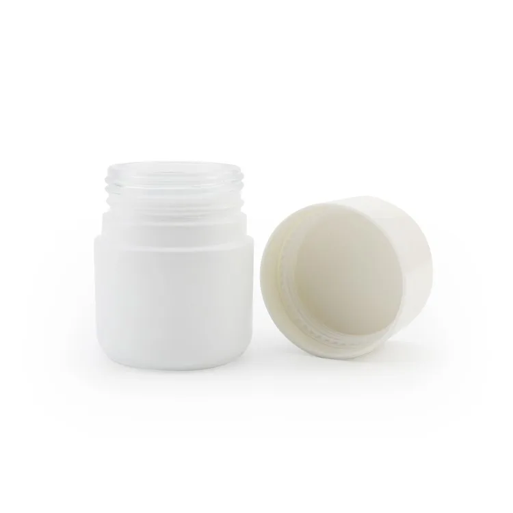 white cr child resistant glass jar