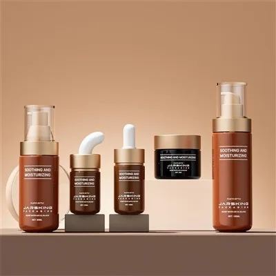 Cosmetic Bottles Plastic Skincare Spray Bottle Essential Oil Bottle