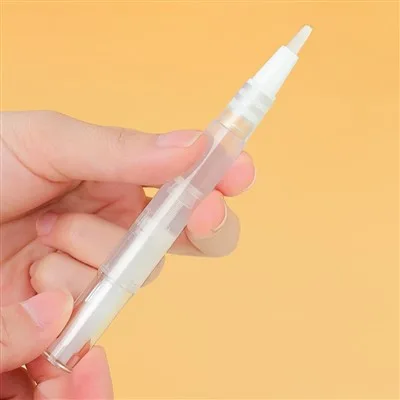 Finger-rim Oil Bottle 20 Ml Applicator Pen With Soft Brush Precision Oiler Twist-up Pen Topical