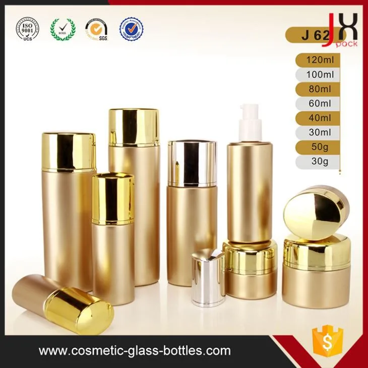 Wholesale Cosmetic Empty Packaging Bottle With Gold Lid 30ml 50ml 100ml 120ml Luxury Skincare Cosmetic Glass Packaging