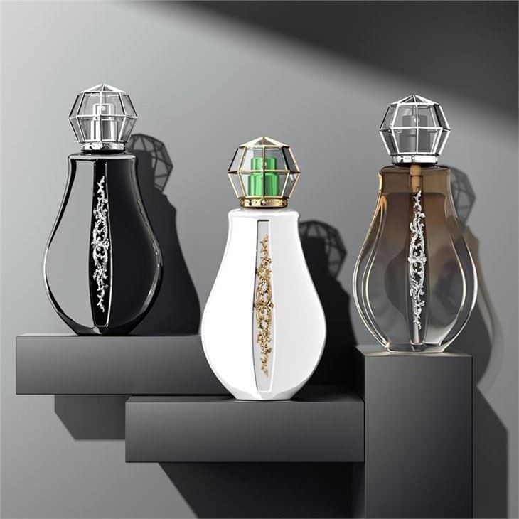 Frascos de vidro exclusivos para perfumes de luxo