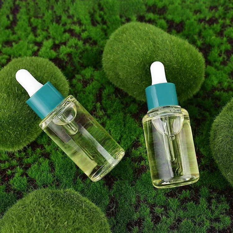 Langkah berjaga-jaga untuk menyembur botol penitis jernih