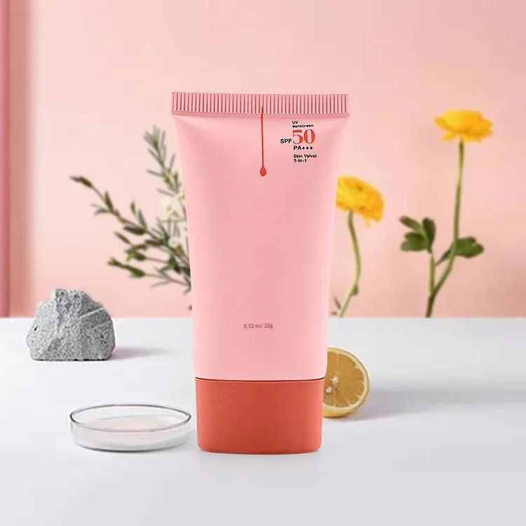 Diversi processi di produzione di tubi cosmetici in plastica